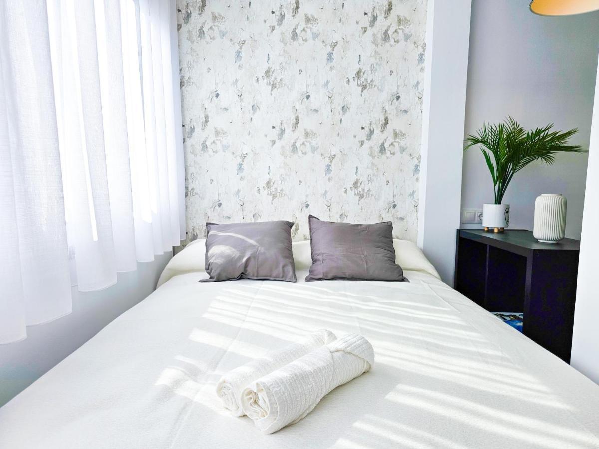 Estudio Vip Mediterraneo - Alojamientos La Torre Torre Del Mar Zewnętrze zdjęcie
